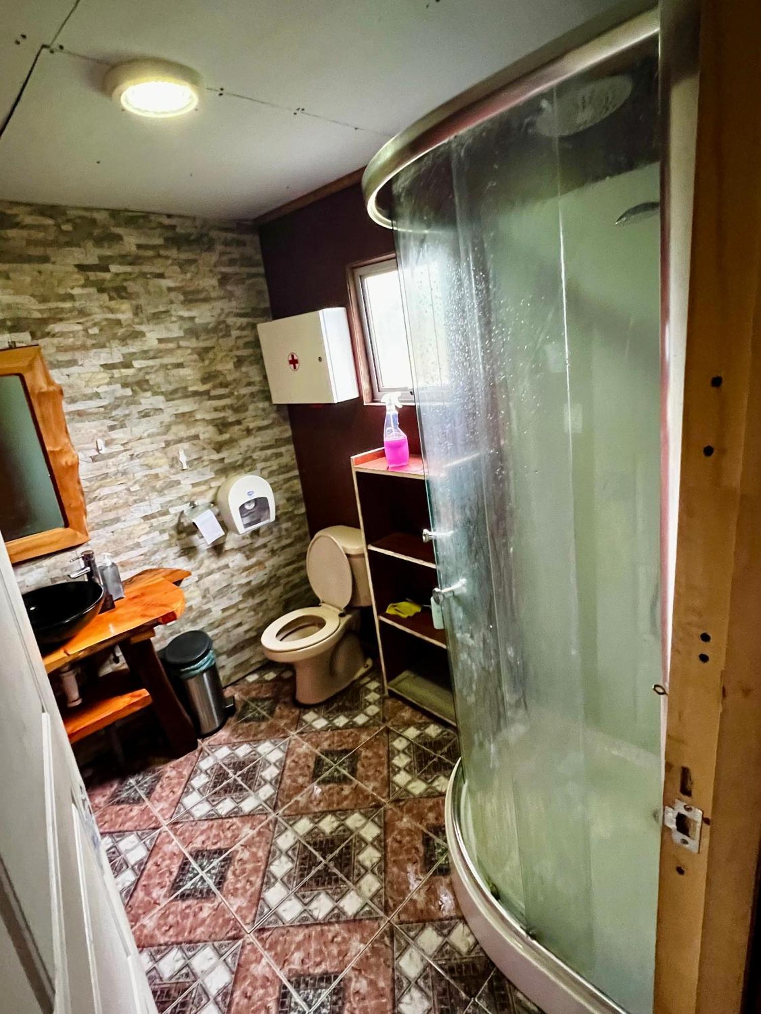 Casa de hóspedes Casa Con Privada Y Bano Con Ducha Alerce